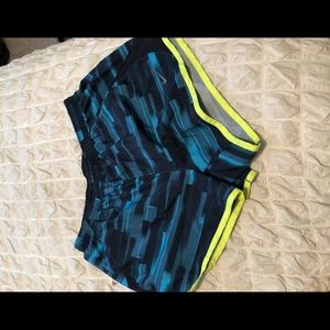 Nike shorts size M